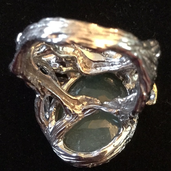 Amazing Genuine Jade & Ruby Bird Ring - Picture 5 of 8